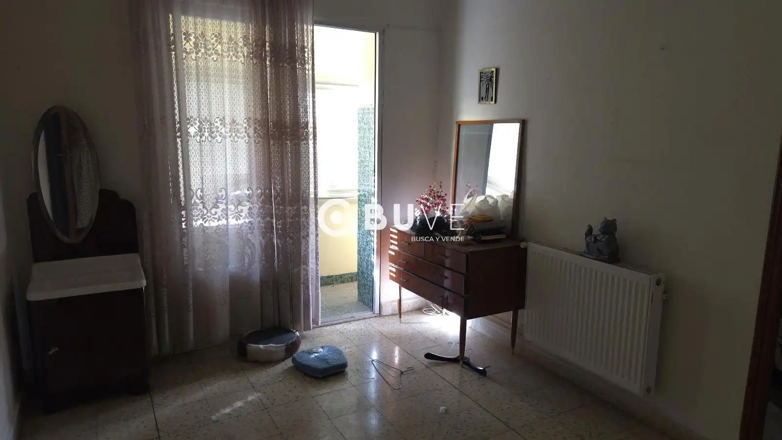 Dormitori de Casa o xalet en venda en Miguel Esteban amb Jardí privat