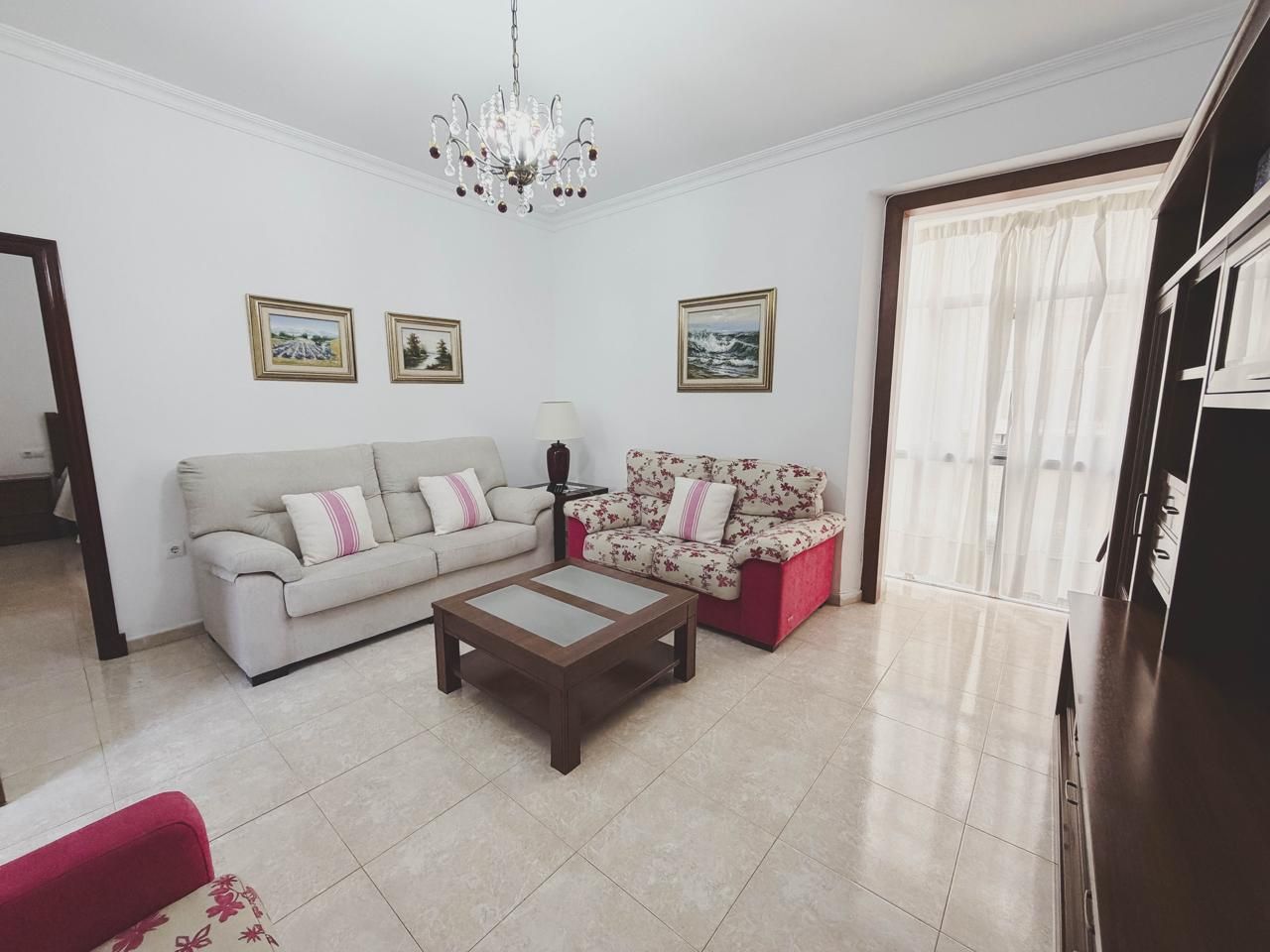 Sala d'estar de Pis en venda en  Cádiz Capital amb Moblat i Balcó