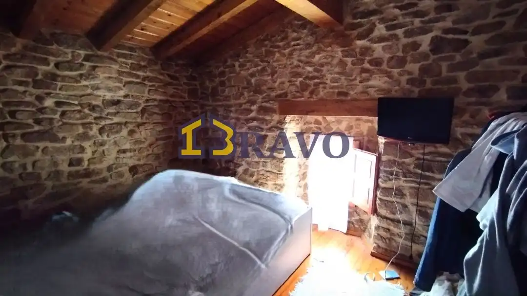 Habitación de Casa o chalet en venta en Merindad de Cuesta-Urria con Calefacción, Terraza y Amueblado