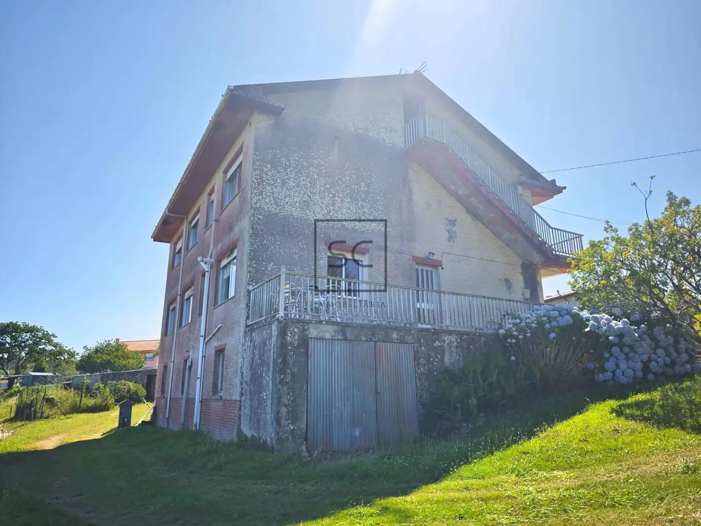 Vista exterior de Casa o chalet en venta en Narón con Jardín privado, Trastero y Amueblado