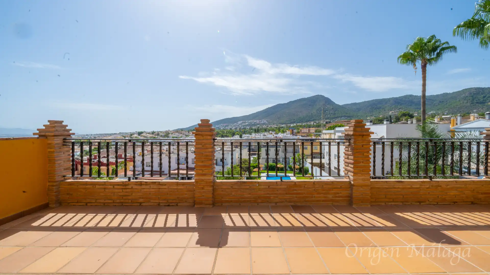 Terraza de Casa o chalet en venta en Alhaurín de la Torre con Aire acondicionado, Calefacción y Jardín privado