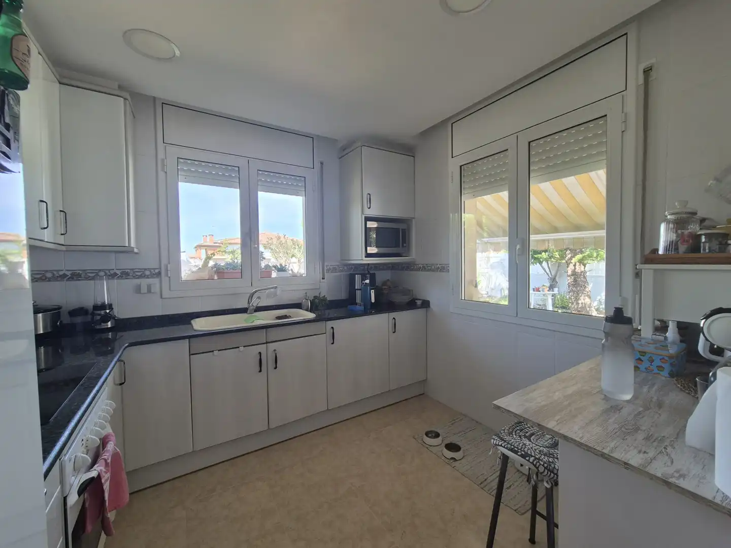 Küche von Haus oder Chalet zum Verkauf in Roda de Berà mit Heizung, Privatgarten und Terrasse