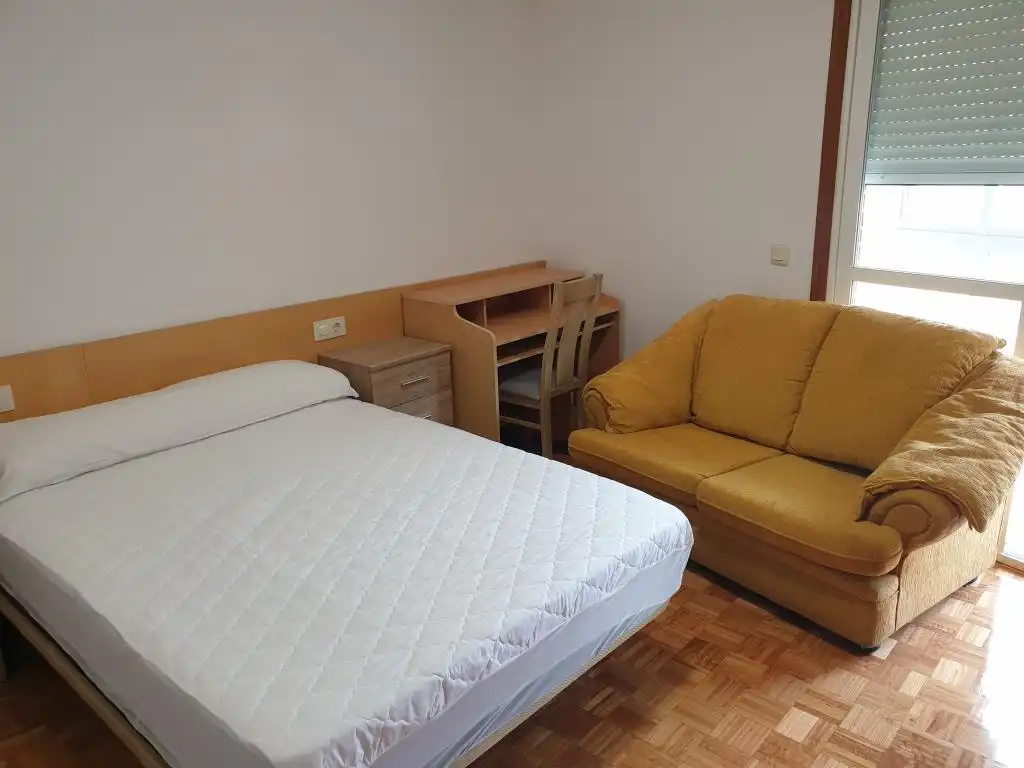 Habitació a moreton H2, A Ponte