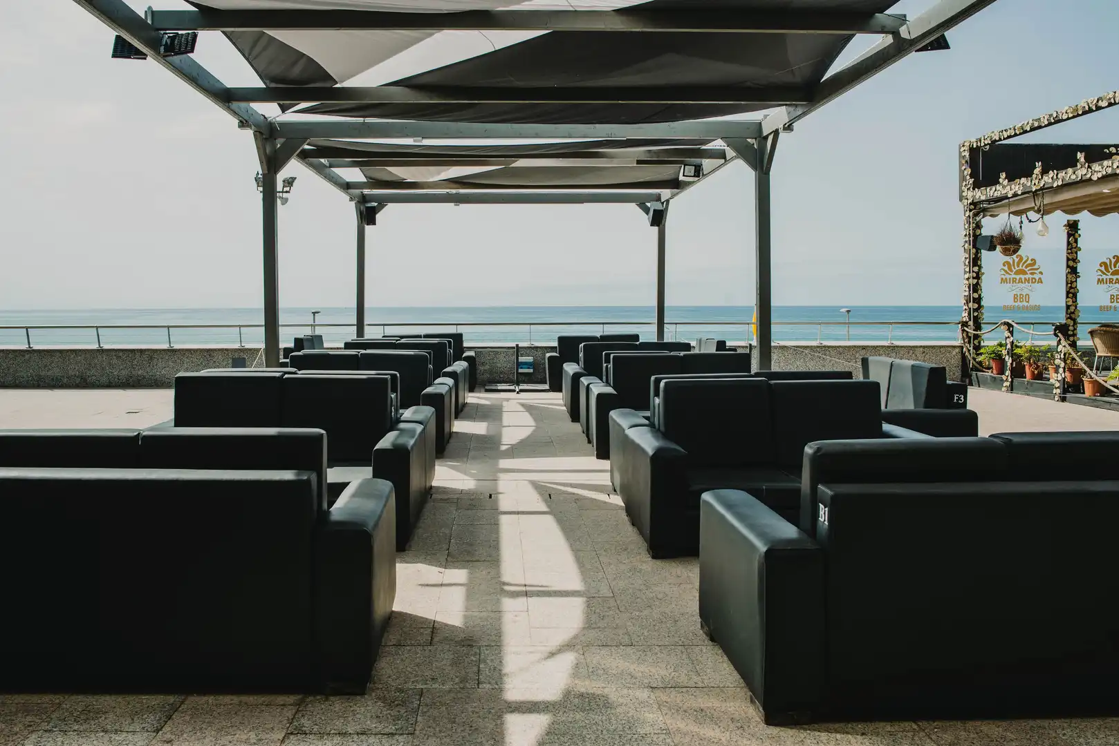 Terraza de Local en venta en San Bartolomé de Tirajana con Aire acondicionado