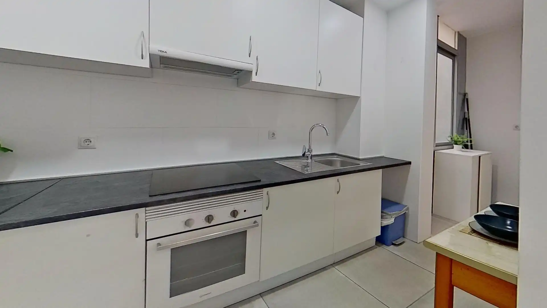 Cocina de Piso en venta en Madrid con Calefacción