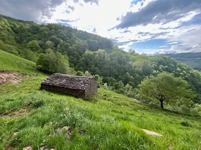 Vista exterior de Finca rústica en venda en Vega de Pas