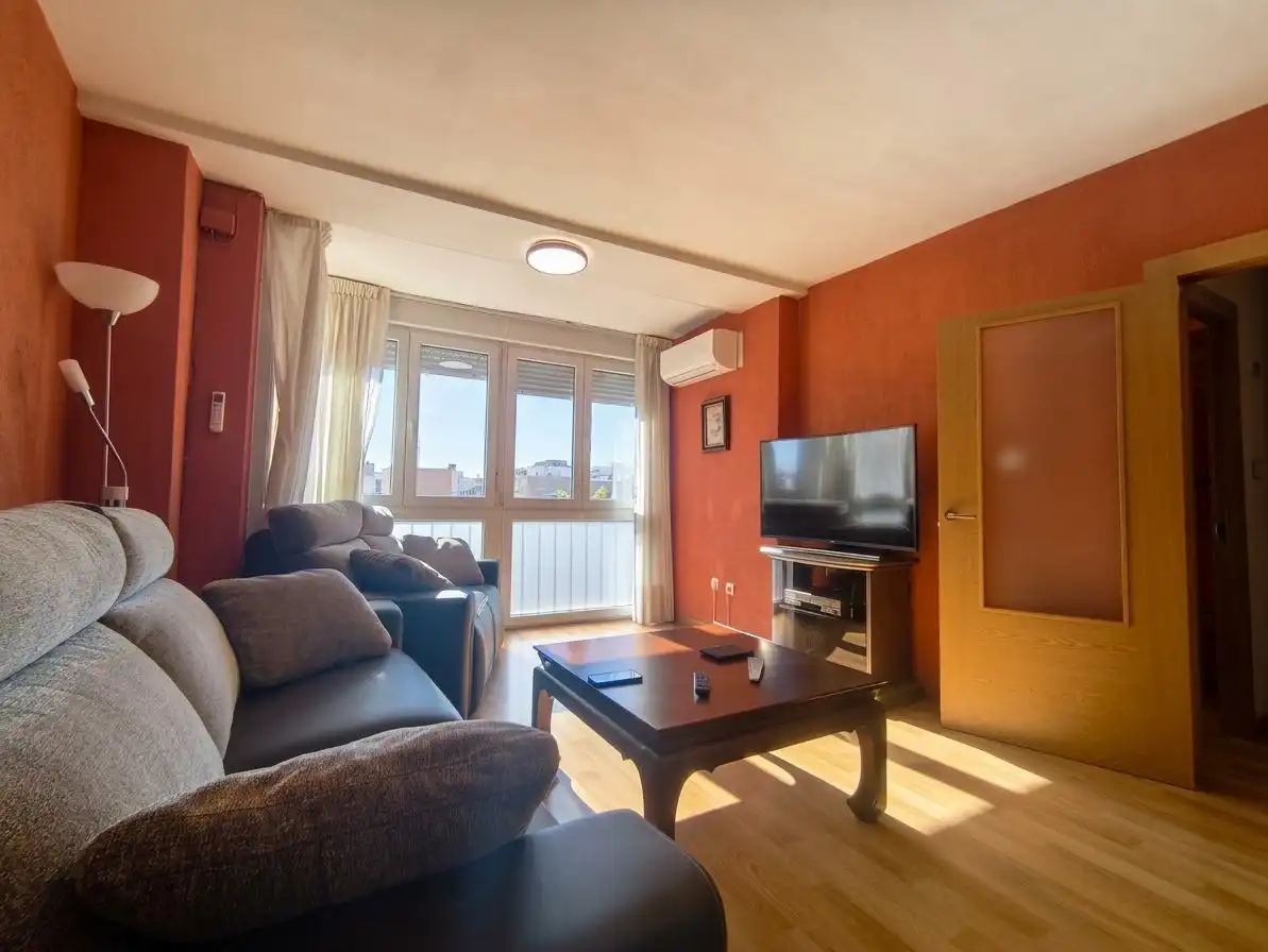 Piso en venta en Calle CARTAGENA