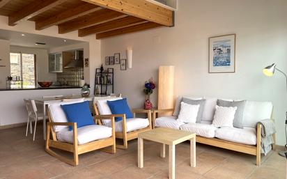 Living room of Single-family semi-detached for sale in Cadaqués  with Air Conditioner and Terrace