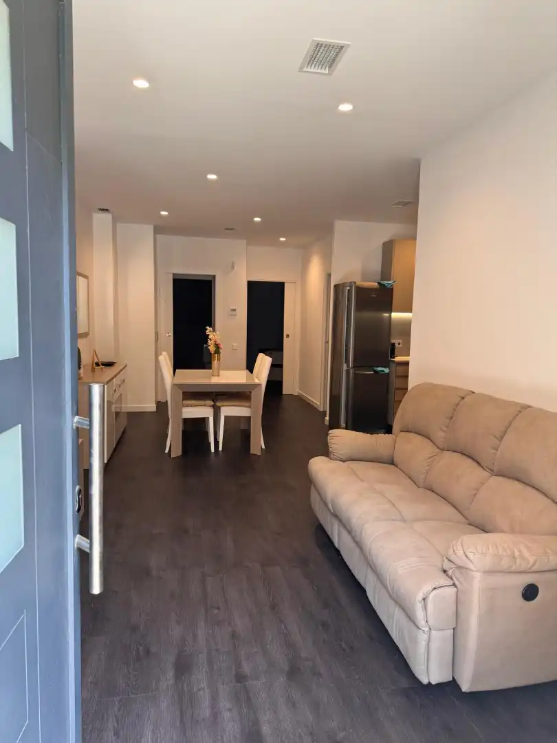 Wohnzimmer von Erdgeschoss zur Miete in Cornellà de Llobregat mit Klimaanlage, Heizung und Möbliert