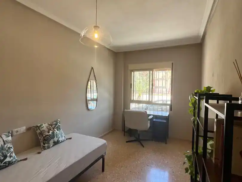 Habitación de Planta baja en venta en Elche / Elx