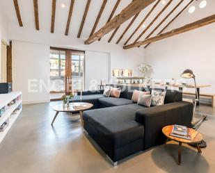 Living room of Attic to rent in  Madrid Capital  with Air Conditioner, Heating and Terrace