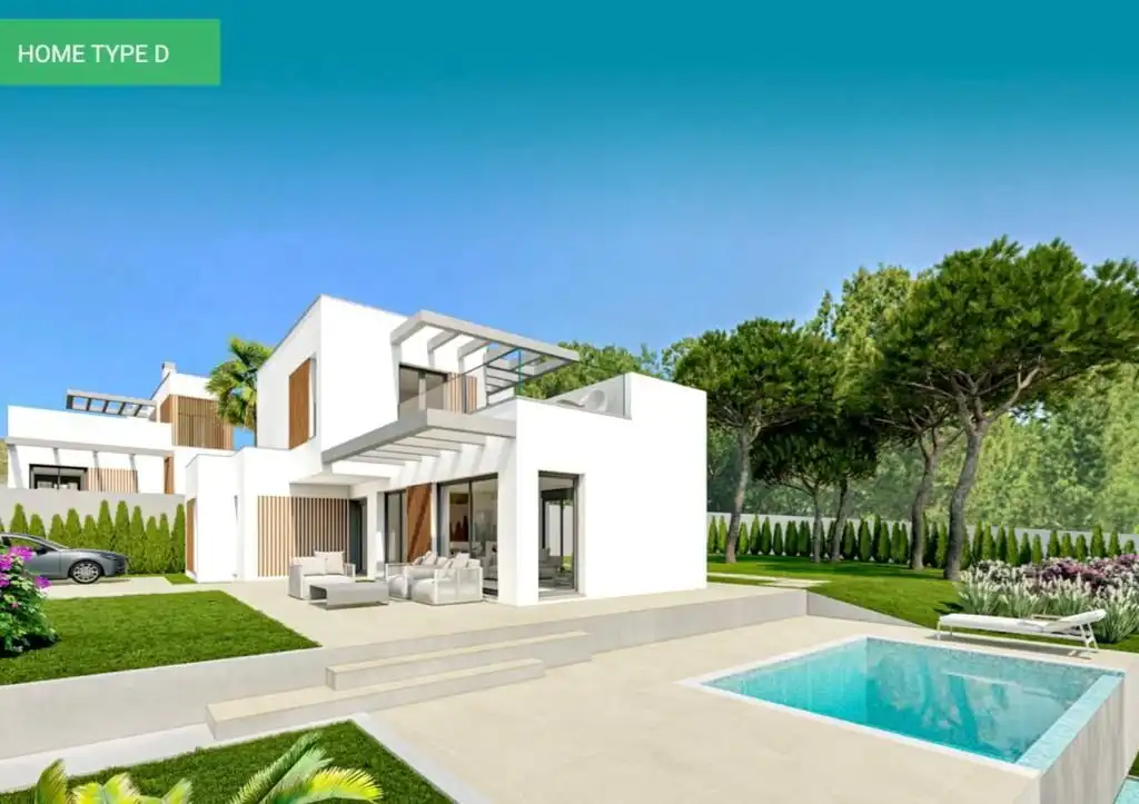 Detached house with pool for sale in Golf Bahía
