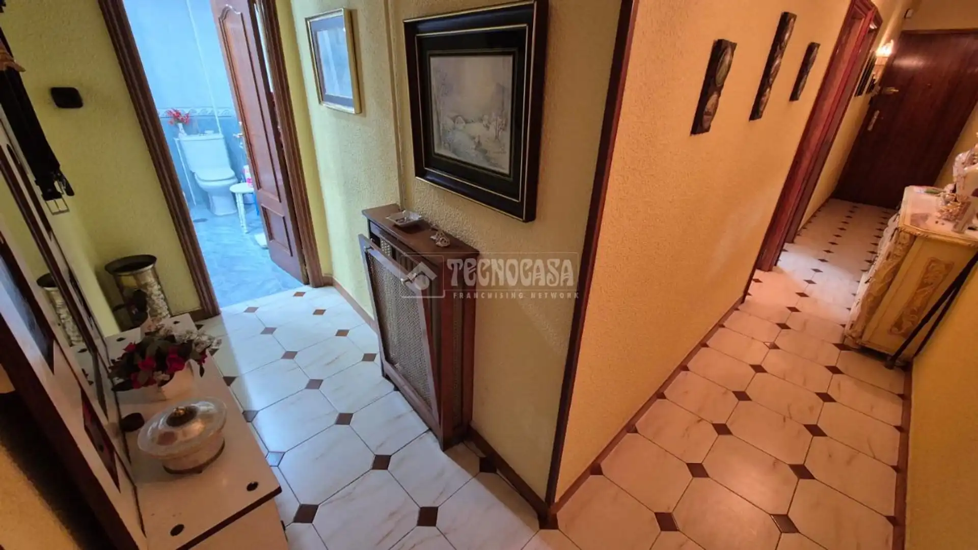Flat for sale in  Madrid Capital  with Air Conditioner and Heating