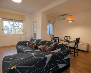 Living room of Flat to rent in  Barcelona Capital  with Air Conditioner, Heating and Parquet flooring