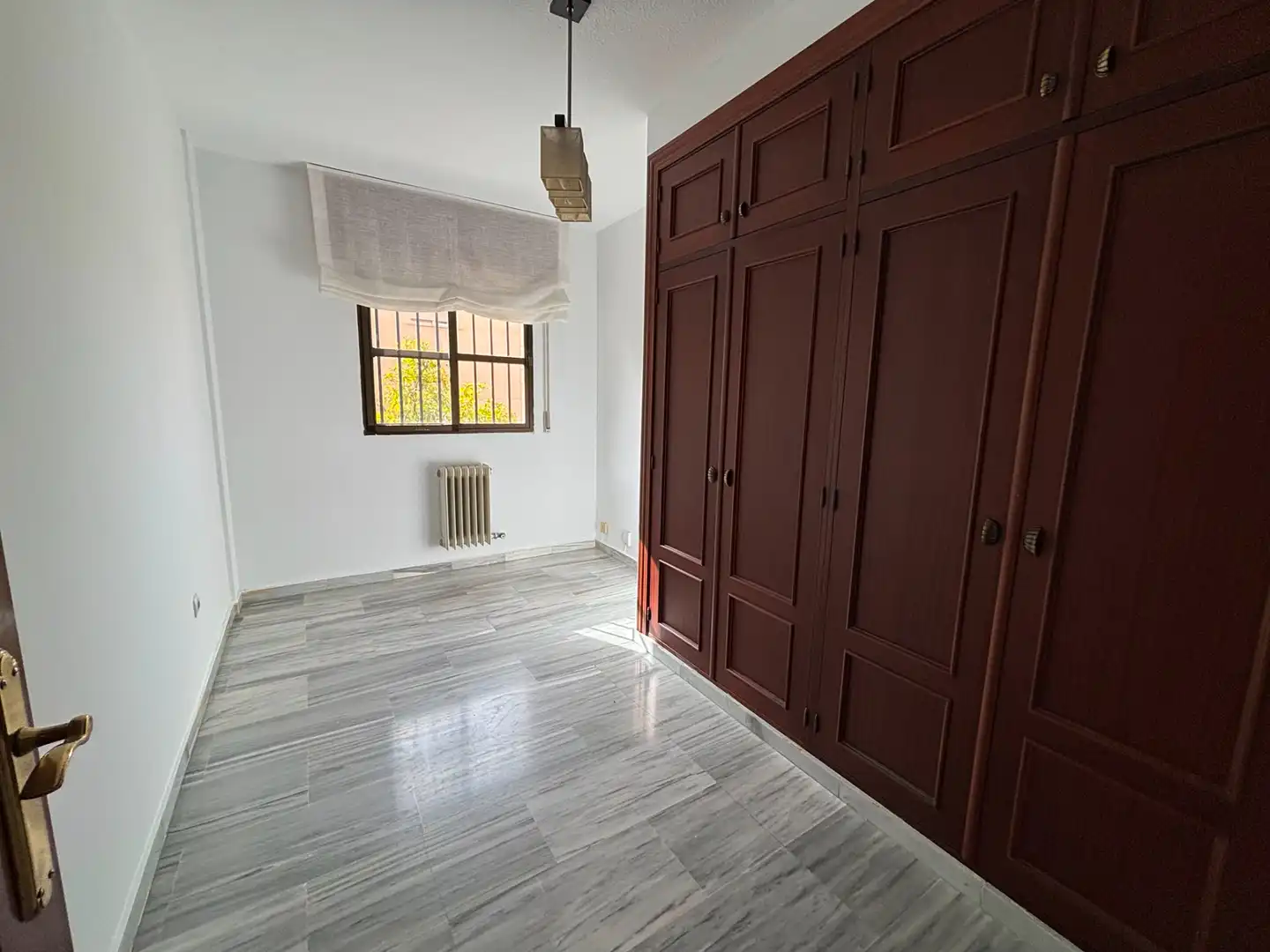 Bedroom of Flat for rent in Granada  with Air Conditioner, Heating and Washing machine