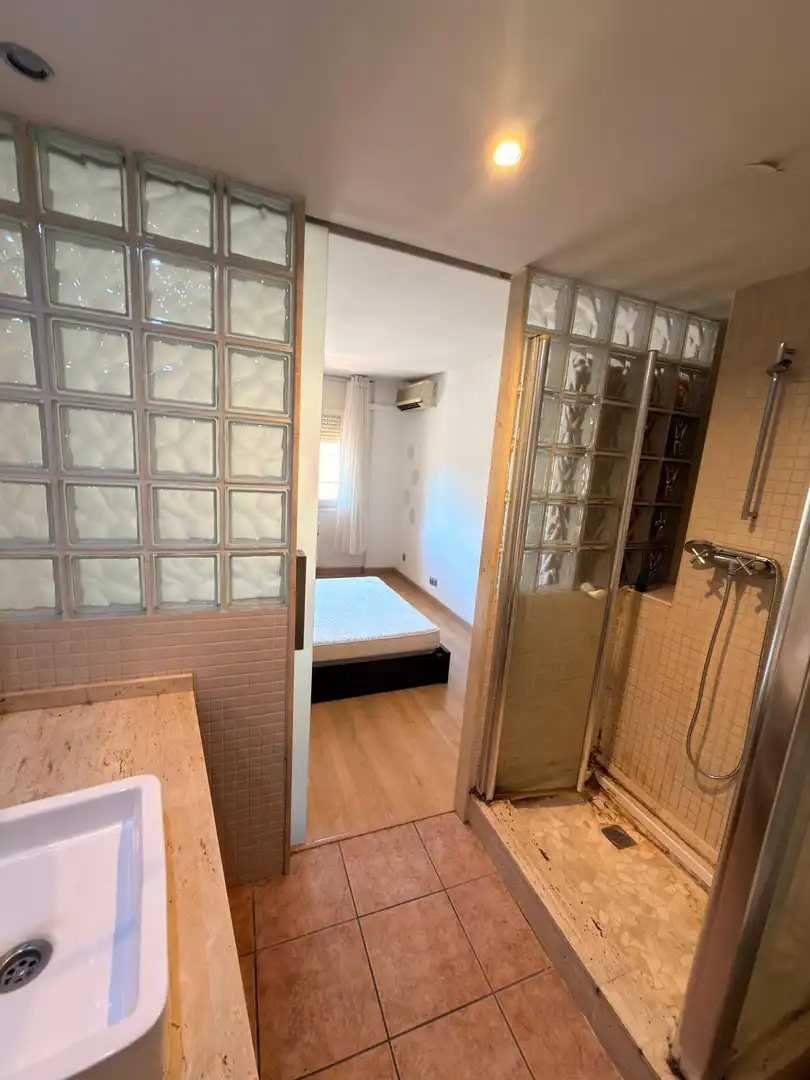 Schlafzimmer von Wohnung zum Verkauf in Lleida mit Klimaanlage und Heizung