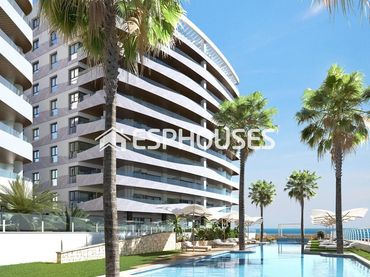 Apartament amb balcó en venda a Zona Galúa - Calnegre