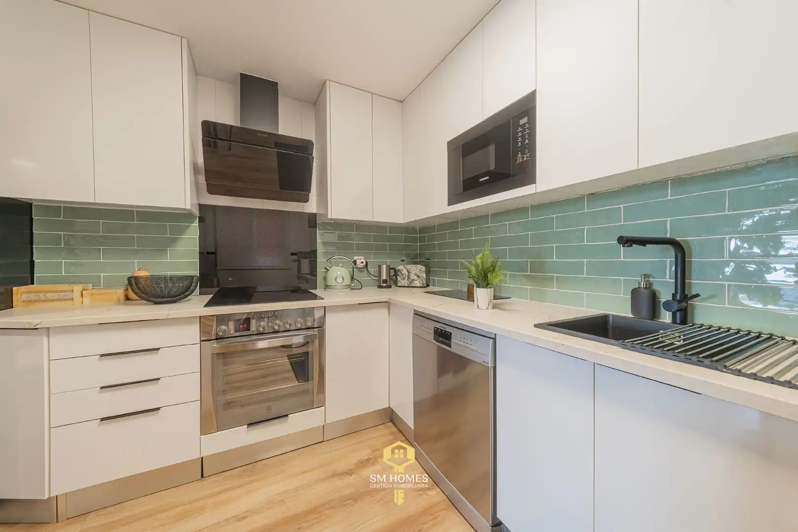 Kitchen of Flat for sale in Coslada  with Air Conditioner, Heating and Storage room
