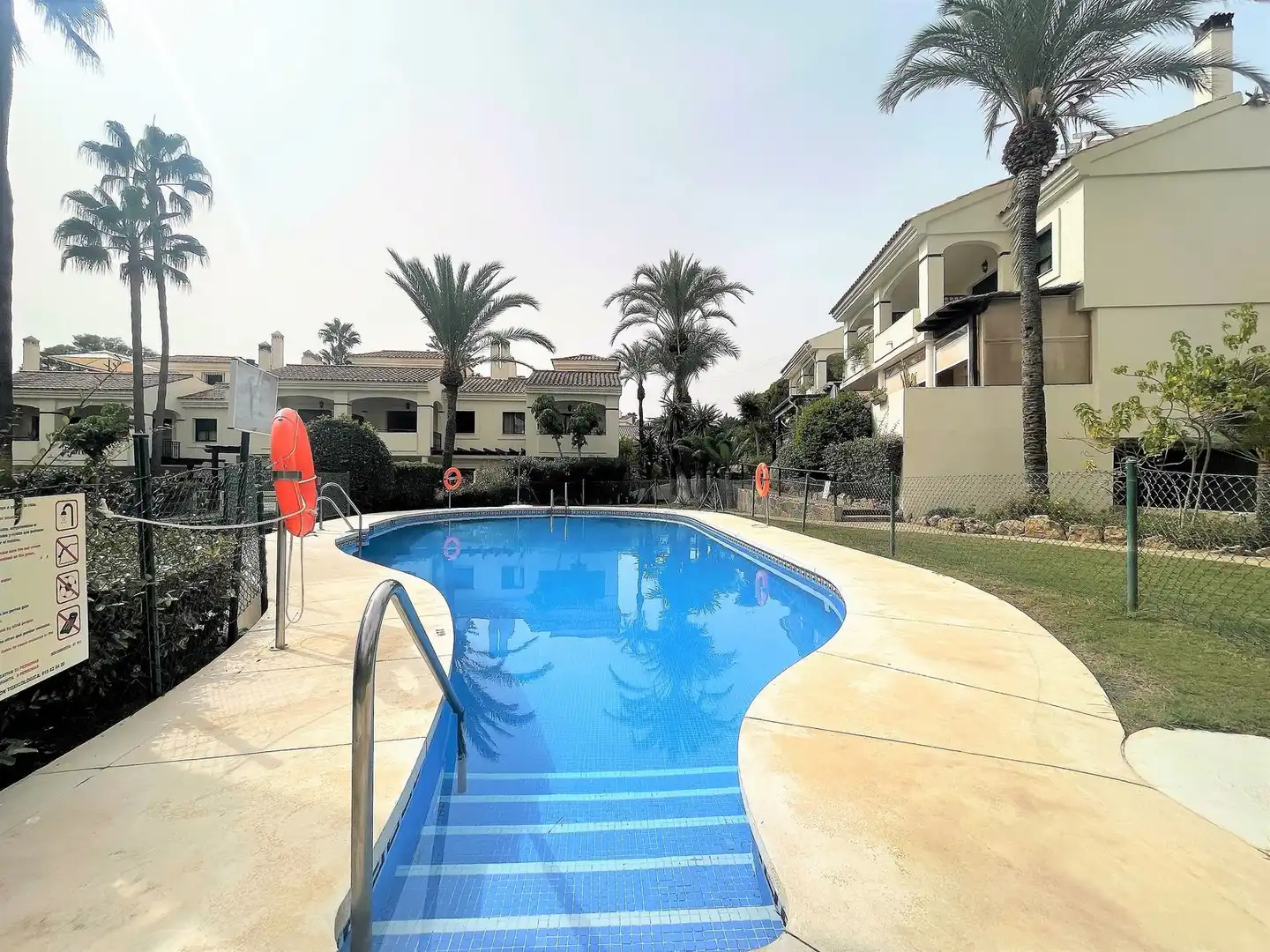 Adossat amb piscina en venda a Estepona Pueblo, imagen 4