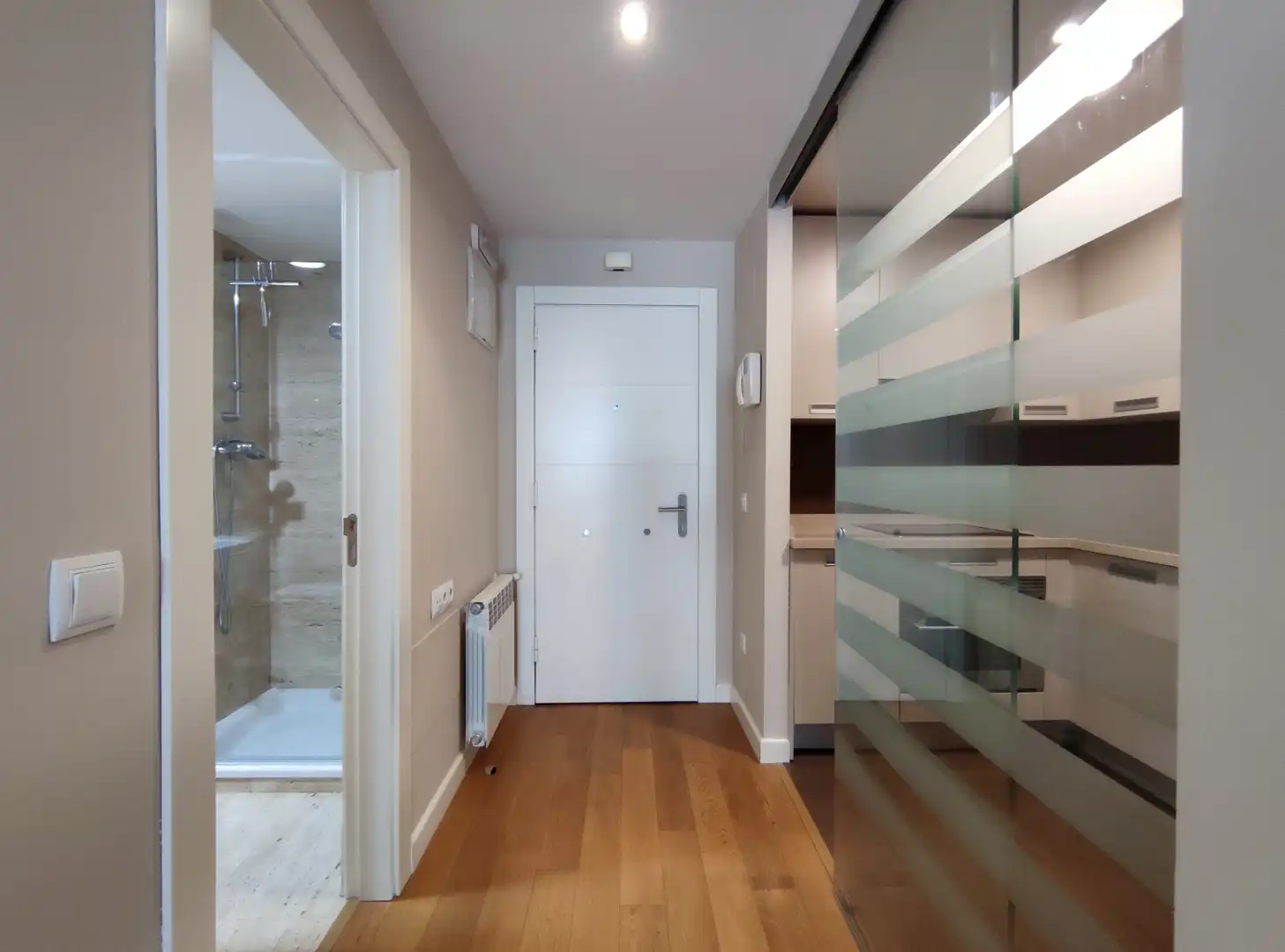 Wohnung zur Miete in Oviedo  mit Heizung, Abstellraum und Möbliert