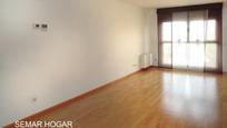 Living room of Flat for sale in Rivas-Vaciamadrid  with Air Conditioner, Heating and Parquet flooring