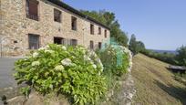 Vista exterior de Casa o xalet en venda en Langreo amb Jardí privat i Balcó