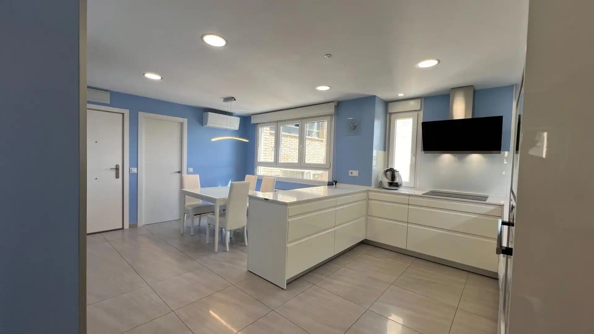 Kitchen of Flat for sale in Madrid  with Air Conditioner, Heating and Parquet flooring