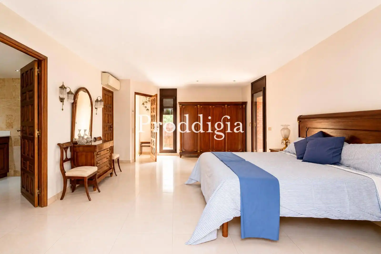 Bedroom of Houses for sale in Sant Cugat del Vallès  with Air Conditioner, Heating and Terrace