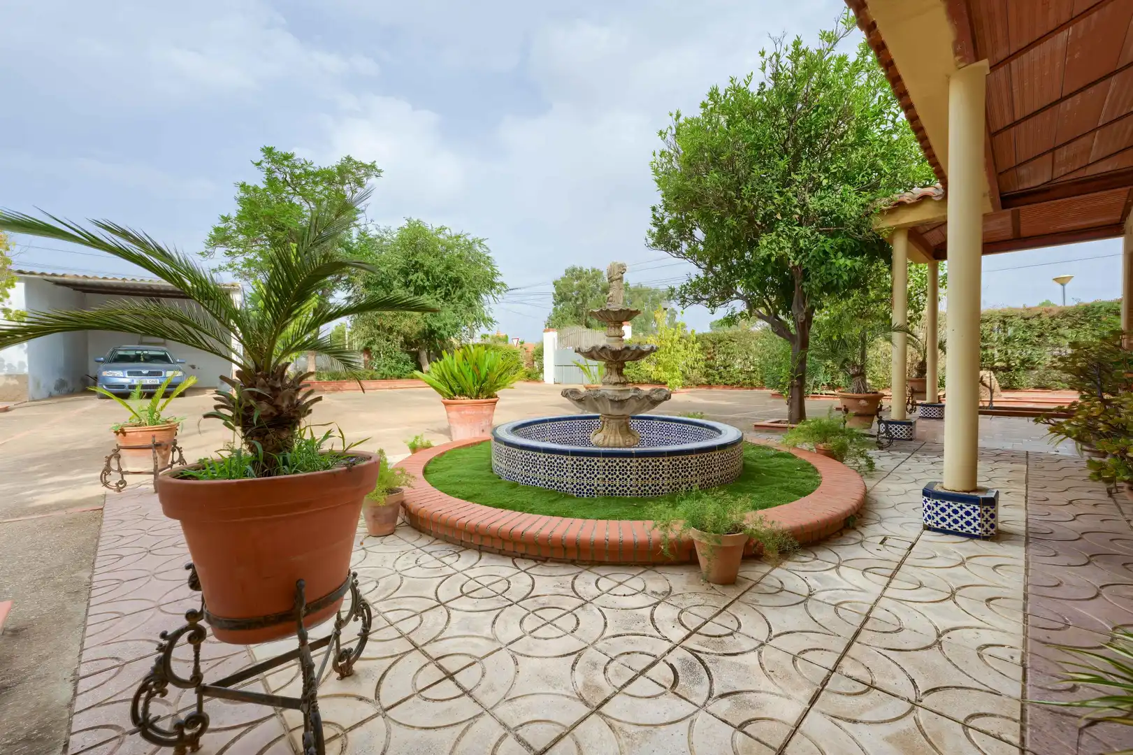 Terrassa de Casa o xalet en venda en Carmona amb Jardí privat, Terrassa i Piscina