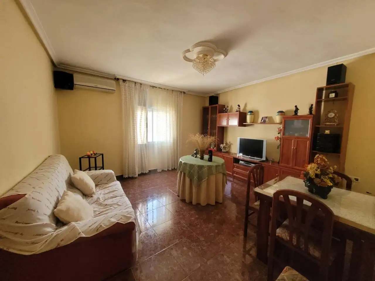 Piso en venta en Baza