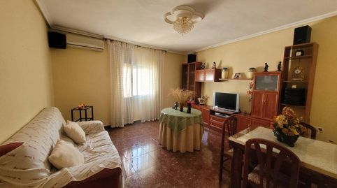 Venta de piso de 3 habitaciones en Baza