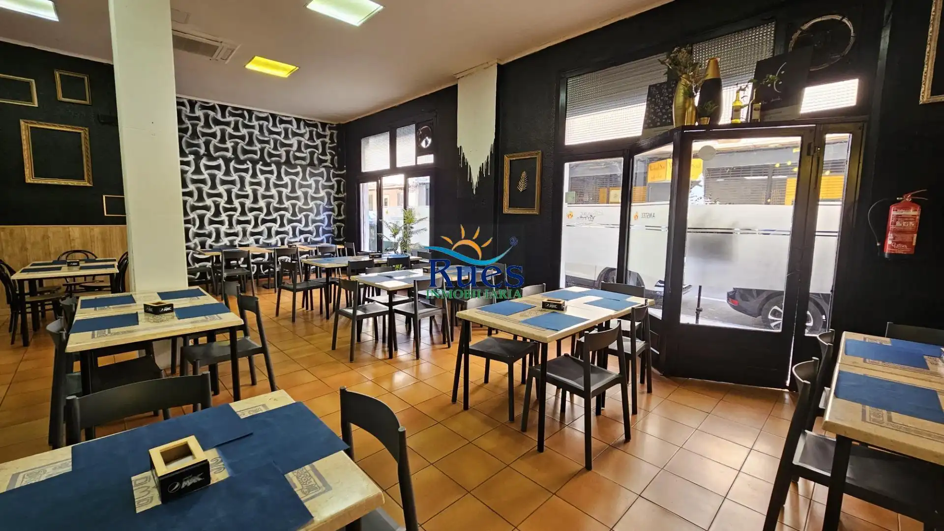 Business premises for transfer in Calle Torre blanca