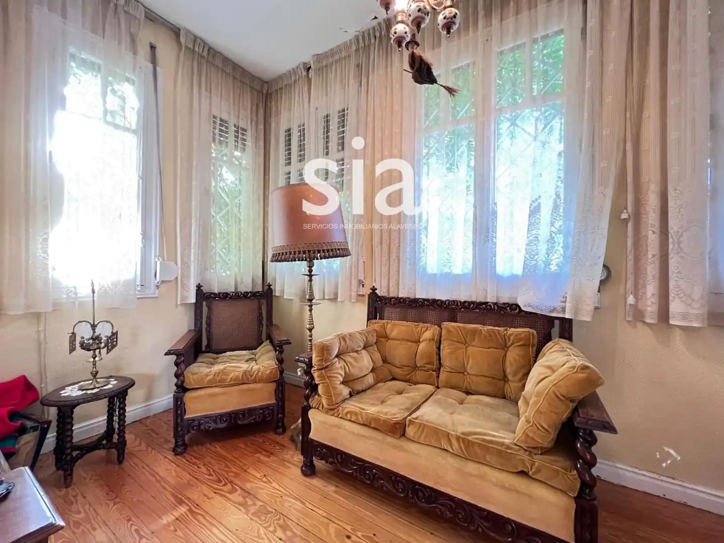 Wohnzimmer von Haus oder Chalet zum Verkauf in Vitoria - Gasteiz mit Heizung, Privatgarten und Terrasse