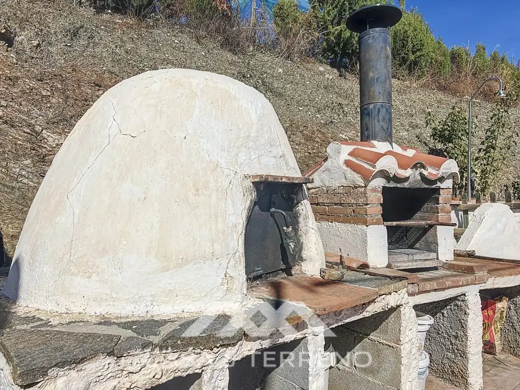 Houses for sale in Camino de Cuesta Bravo, Sedella