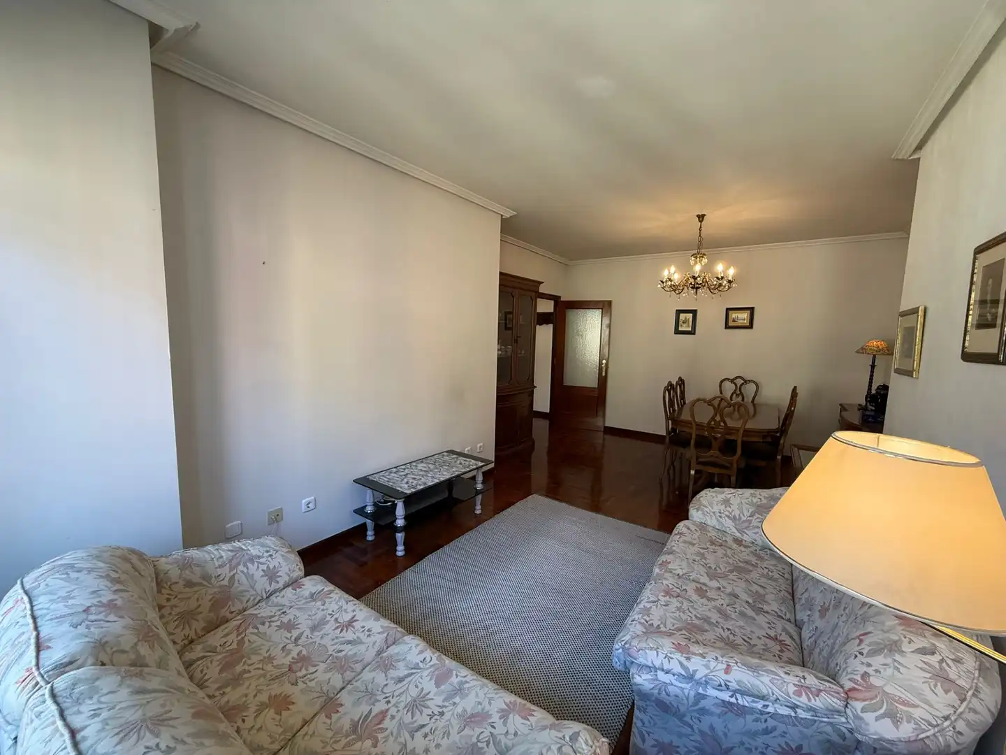 Wohnzimmer von Wohnung zum Verkauf in Oviedo  mit Heizung, Abstellraum und Möbliert