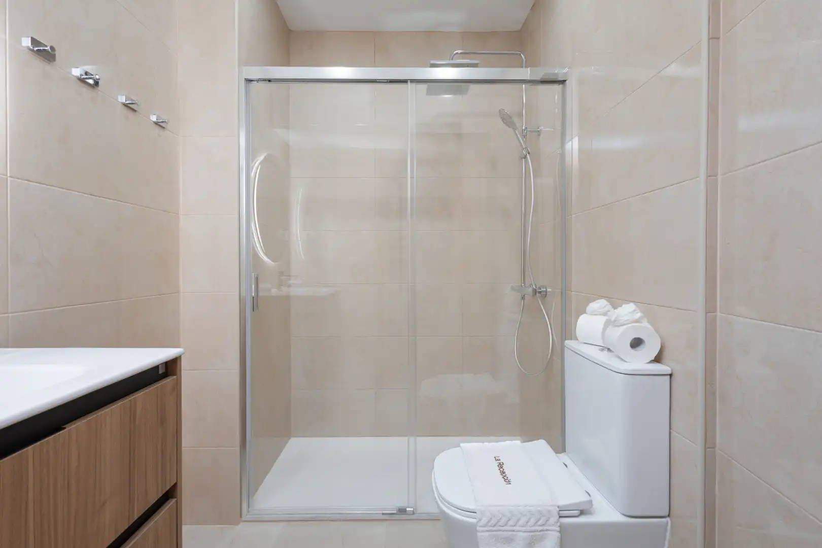 Bany de Apartament per a compartir en Málaga amb Aire condicionat, Calefacció i Moblat