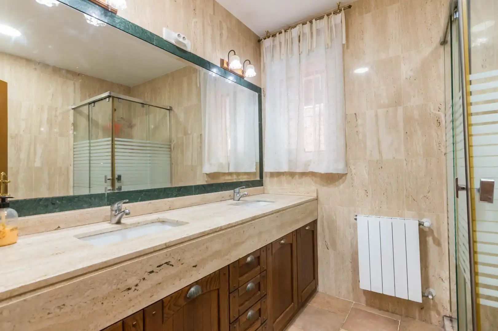 Baño de Casa o chalet en venta en Molina de Segura con Aire acondicionado, Calefacción y Jardín privado