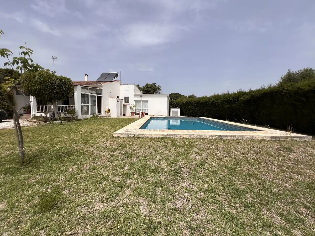 Villa mit Pool zum Verkauf in Avenida Parque Selwo s/n