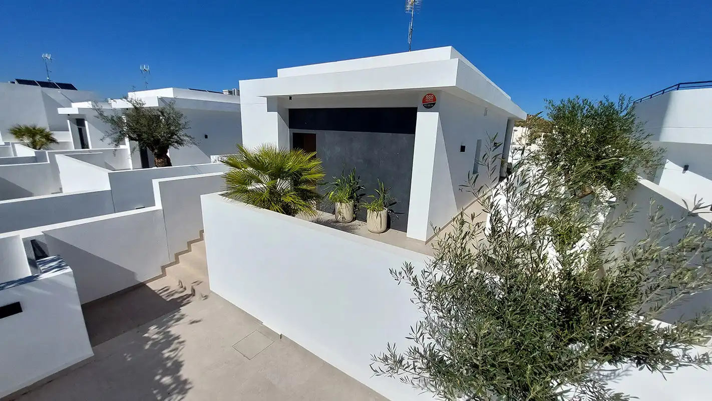 Vista exterior de Casa o chalet en venta en Rojales con Aire acondicionado, Calefacción y Jardín privado