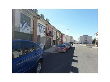 Local comercial en venda a Calle David de la Maya