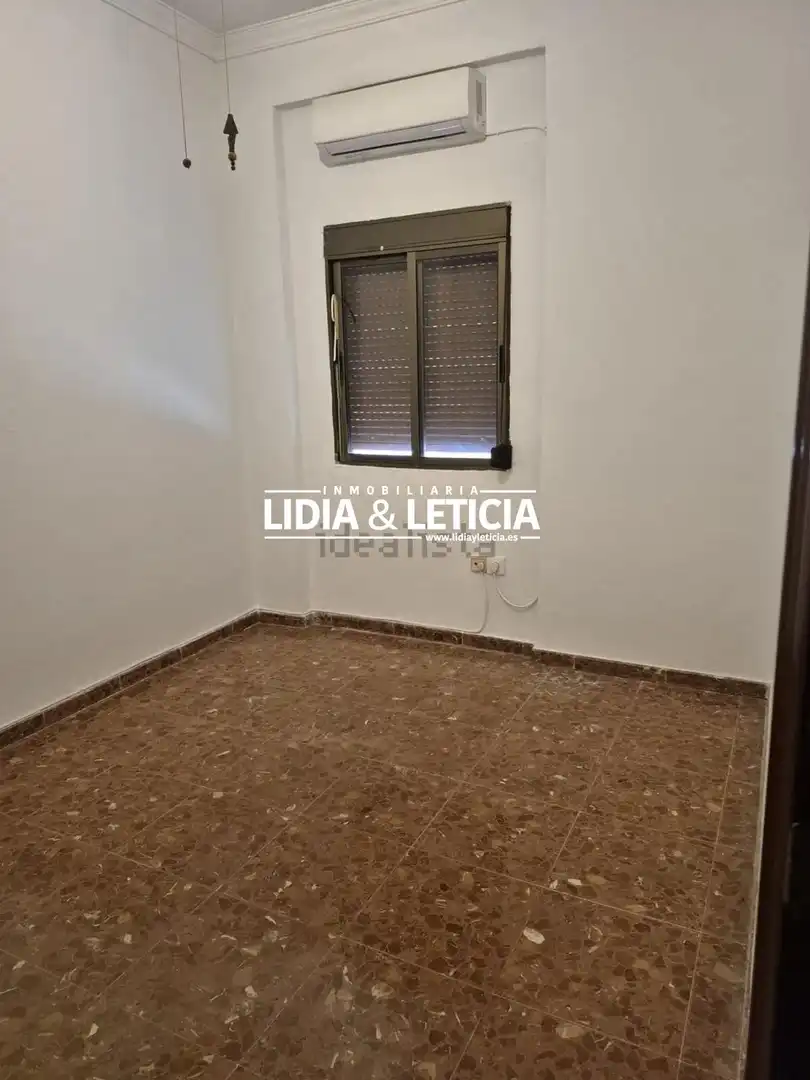 Dormitori de Casa o xalet en venda en Alcalá de Guadaira