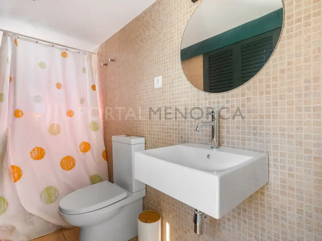 Badezimmer von Haus oder Chalet zum Verkauf in Ciutadella de Menorca mit Klimaanlage, Privatgarten und Terrasse