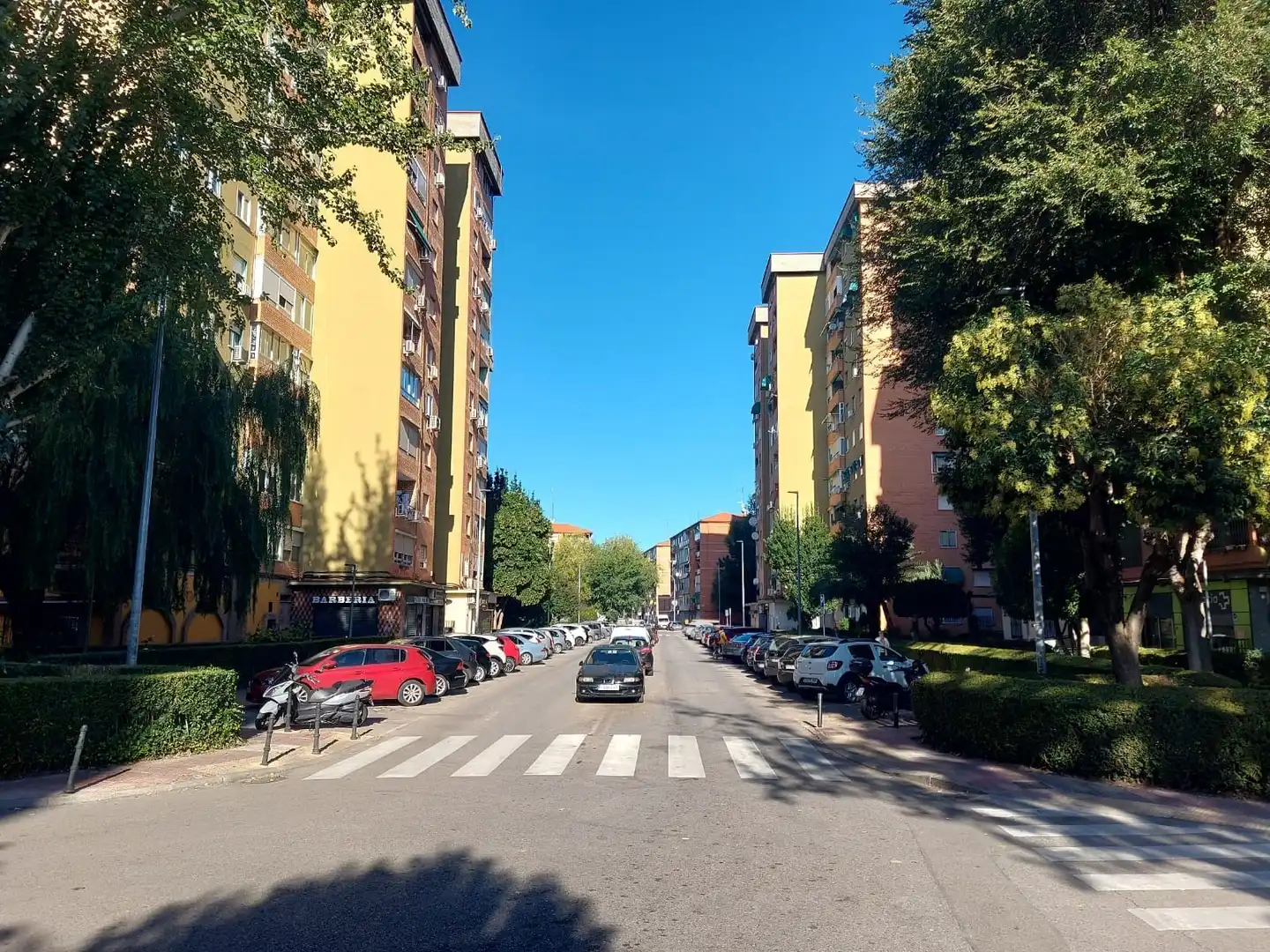 Vista exterior de Piso en venta en Alcalá de Henares con Calefacción y Terraza