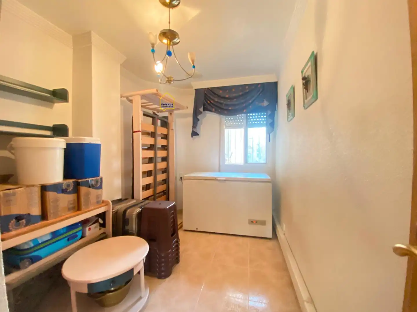 Wohnung zum Verkauf in Lorca mit Klimaanlage, Heizung und Terrasse