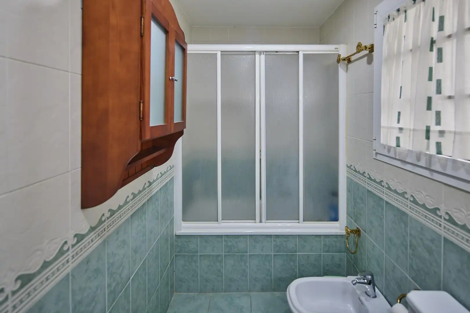 Baño de Piso en venta en Cádiz con Aire acondicionado