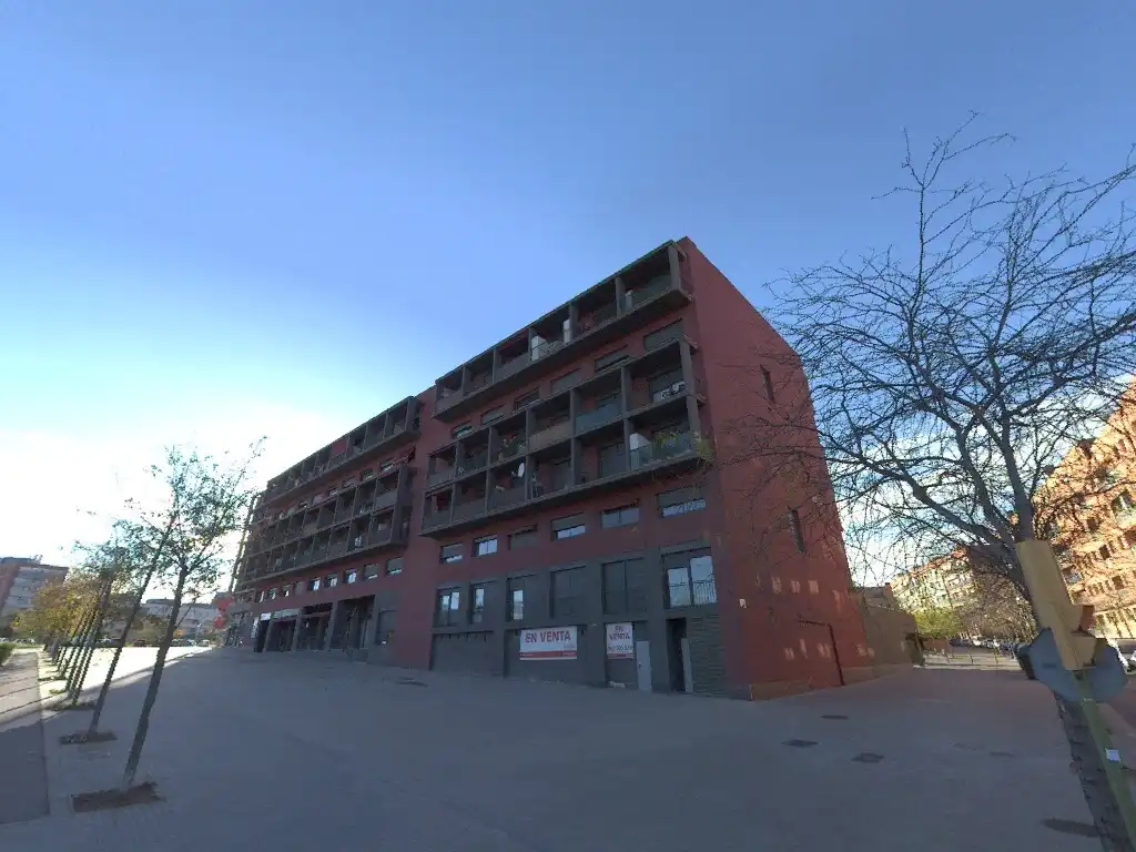 Individual to rent in Praga 63