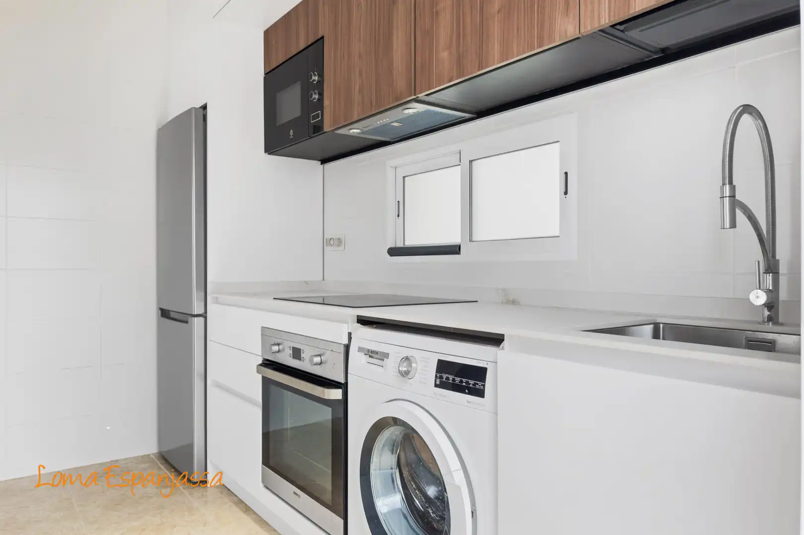 Cocina de Casa o chalet en venta en Torrevieja con Aire acondicionado, Jardín privado y Piscina