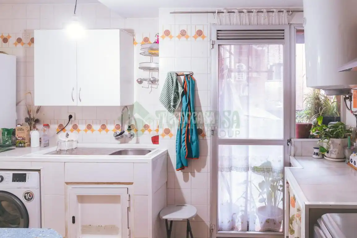 Bedroom of Flat for sale in Granada