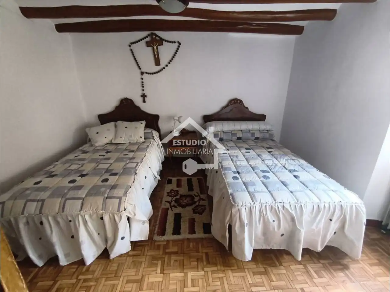Habitación de Casa o chalet en venta en Torres del Río con Calefacción y Amueblado