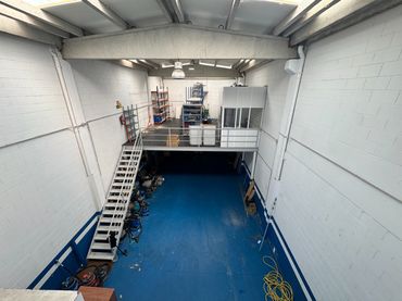 Industrial building to rent in O Milladoiro